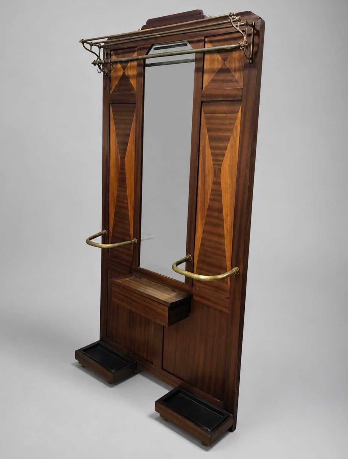 Art Deco Portmanto