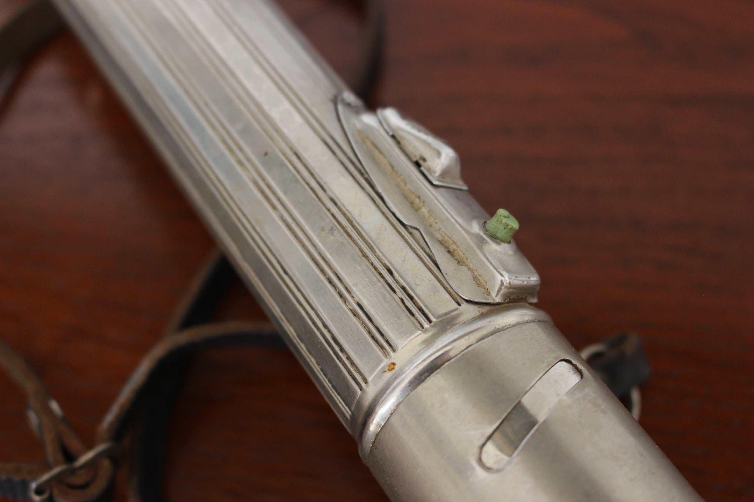 Antika bekçi feneri