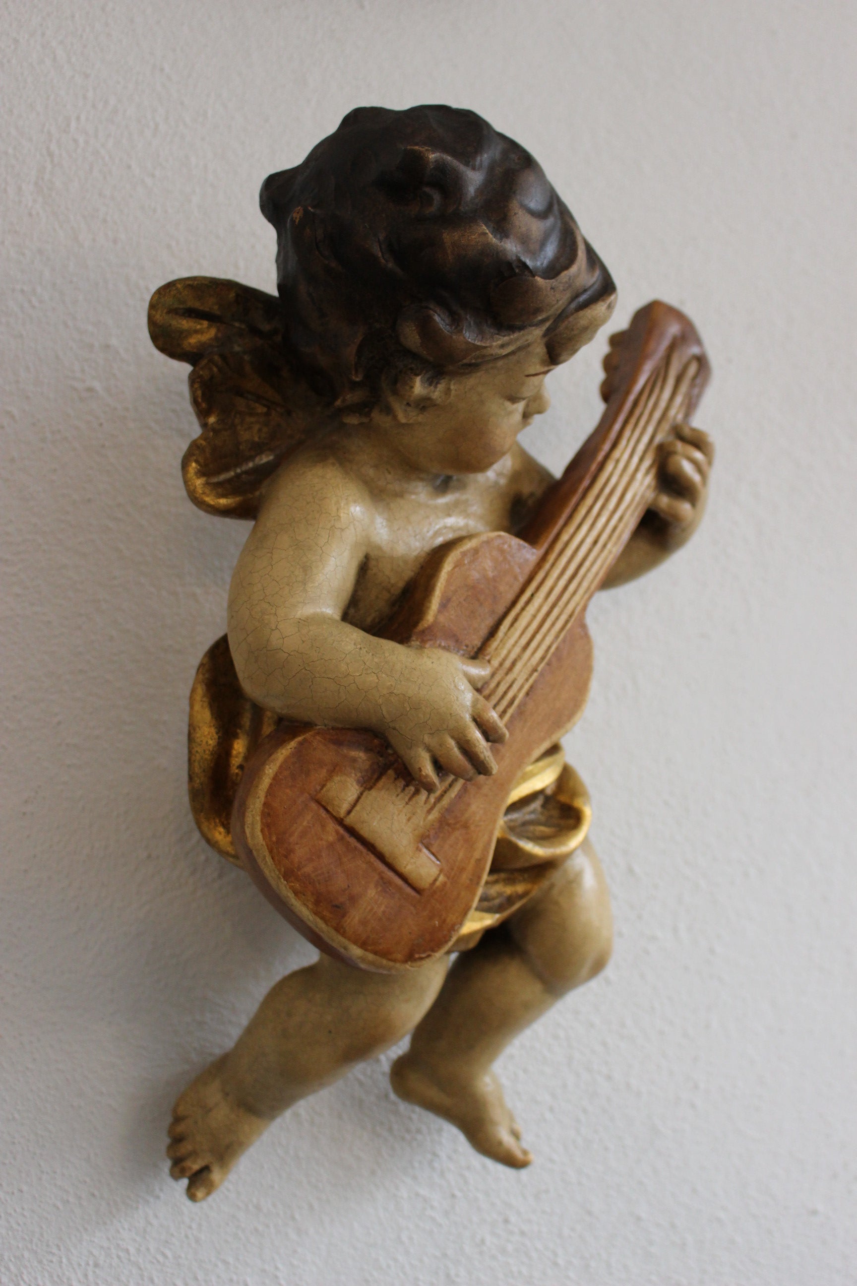 Ahşap el oyması İtalyan lake melek figürü