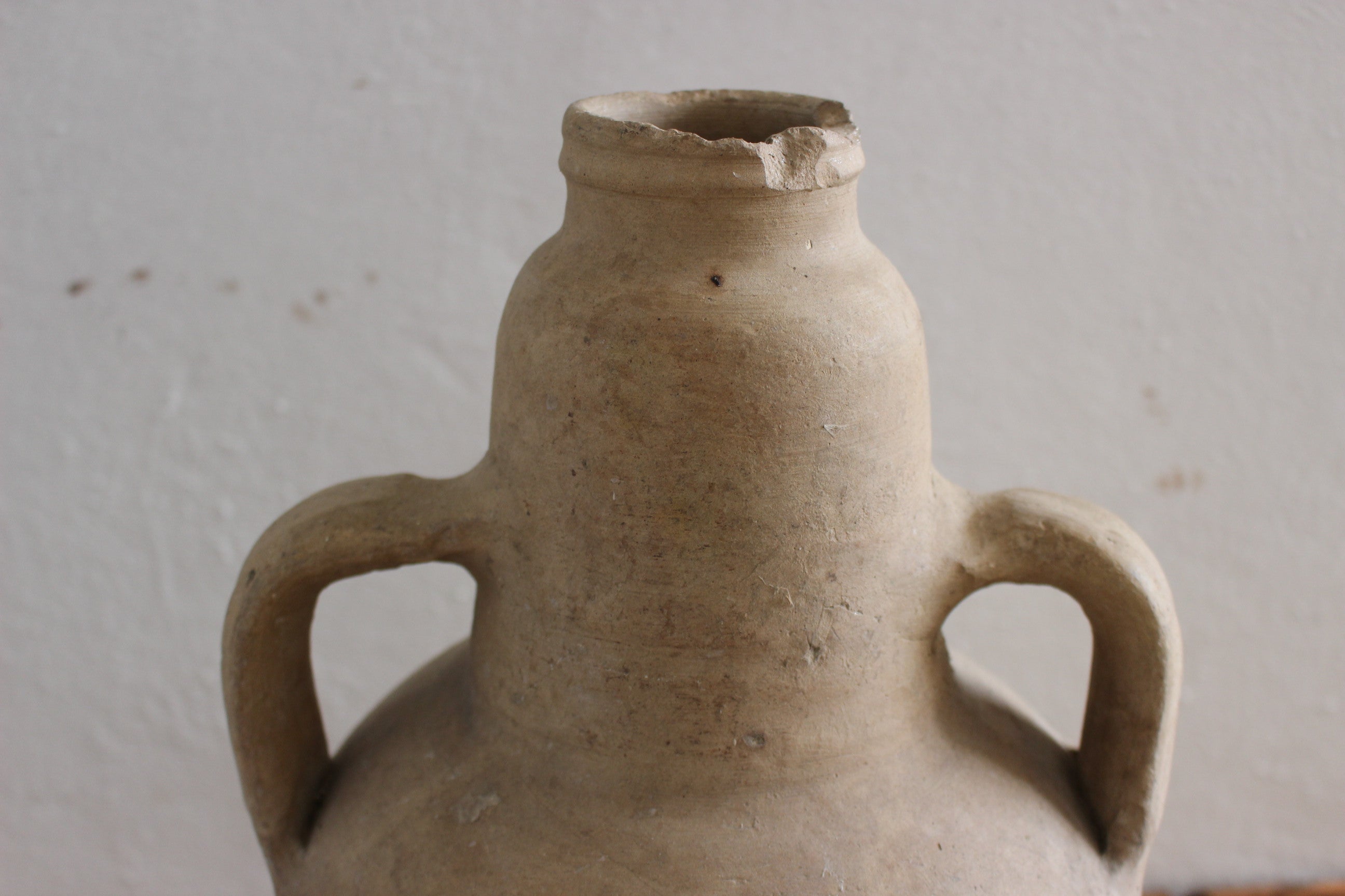 Amfora tipinde eski küp