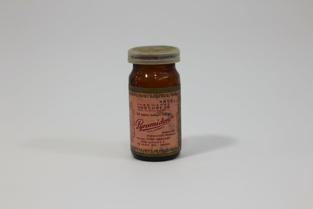 Farbwerke Hoechst AG, Pyramidon